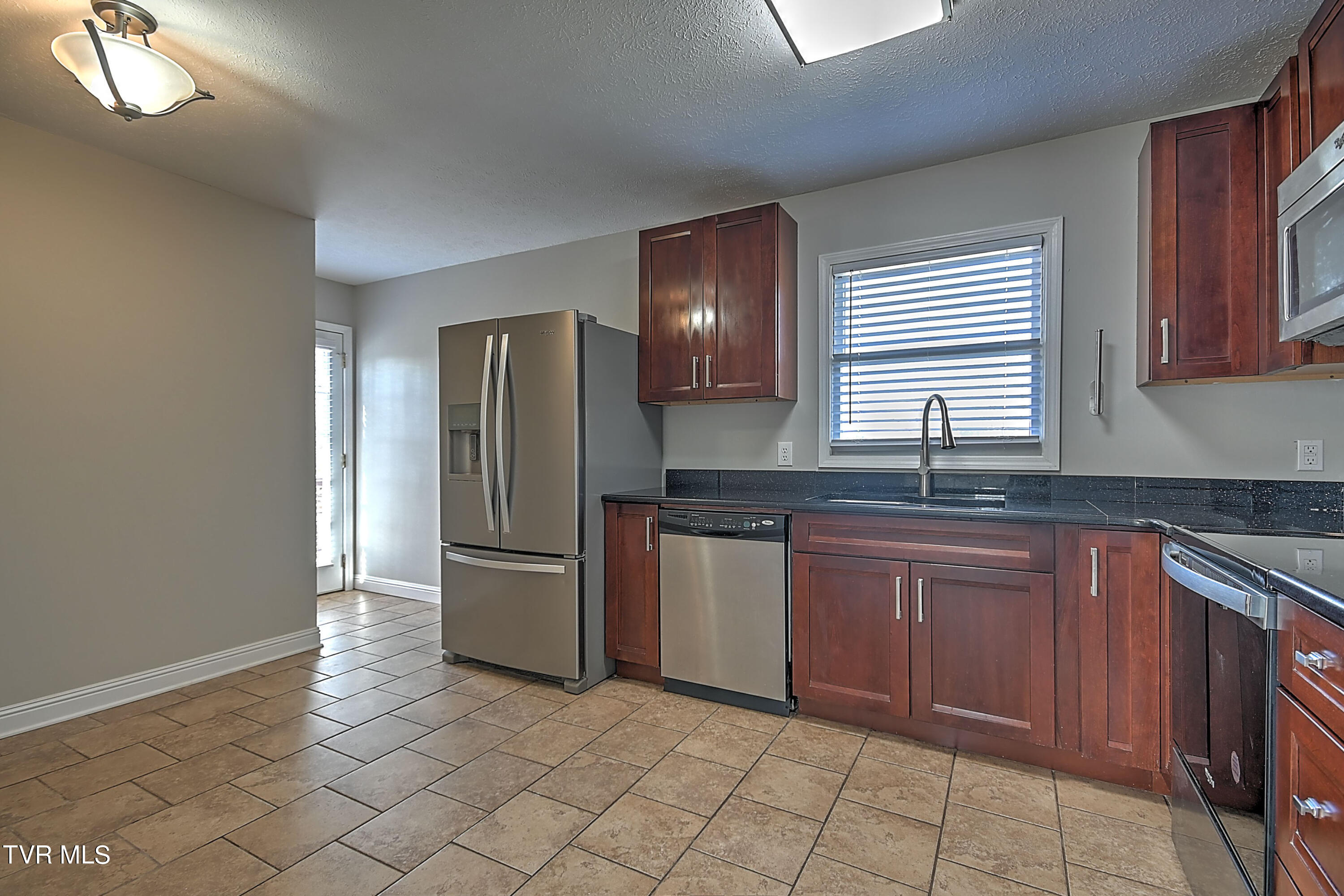 179 Couch Road Jonesborough, TN 37659 - Photo 11 of 44 179 Couch ES-12