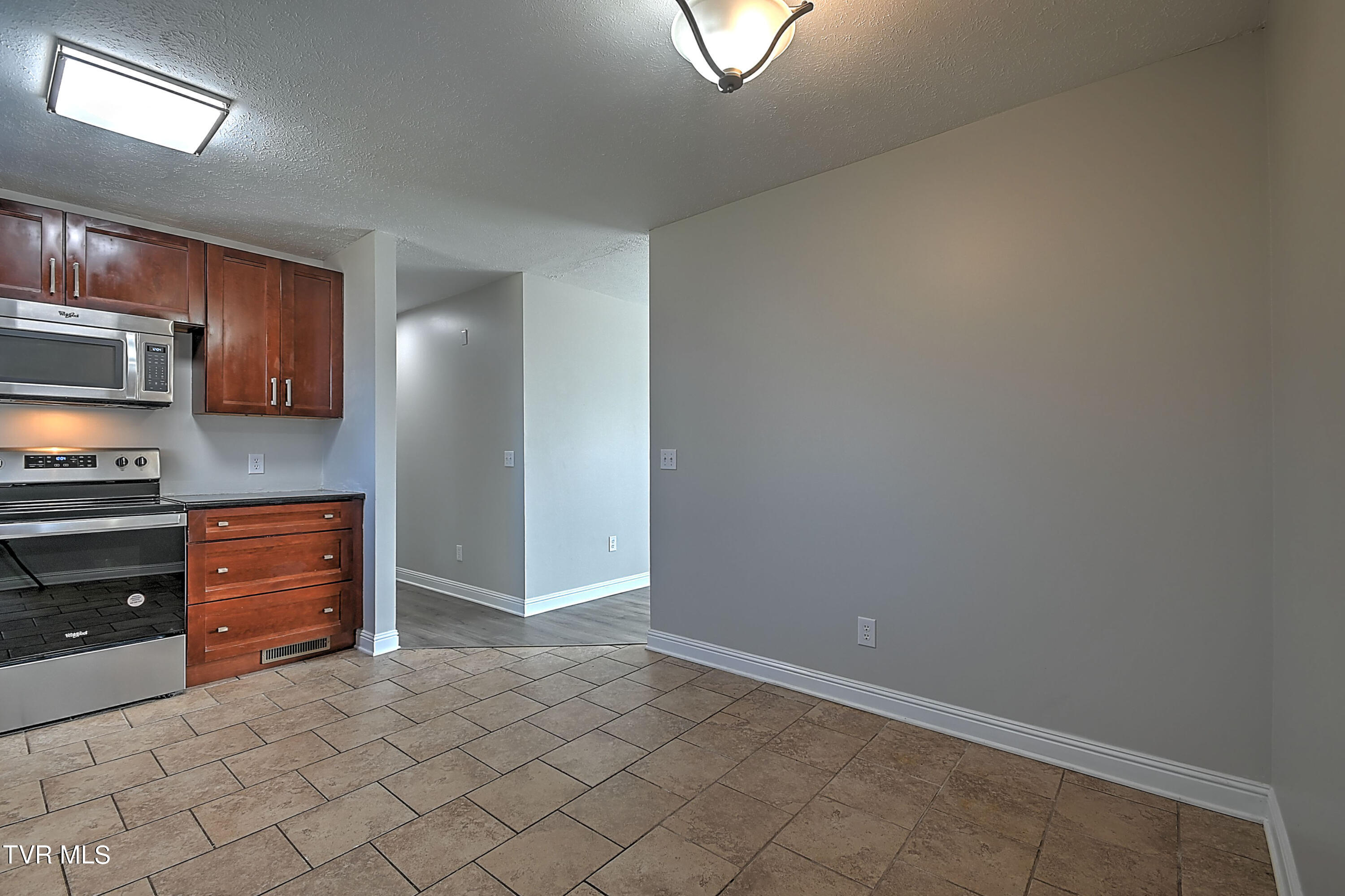 179 Couch Road Jonesborough, TN 37659 - Photo 15 of 44 179 Couch ES-16