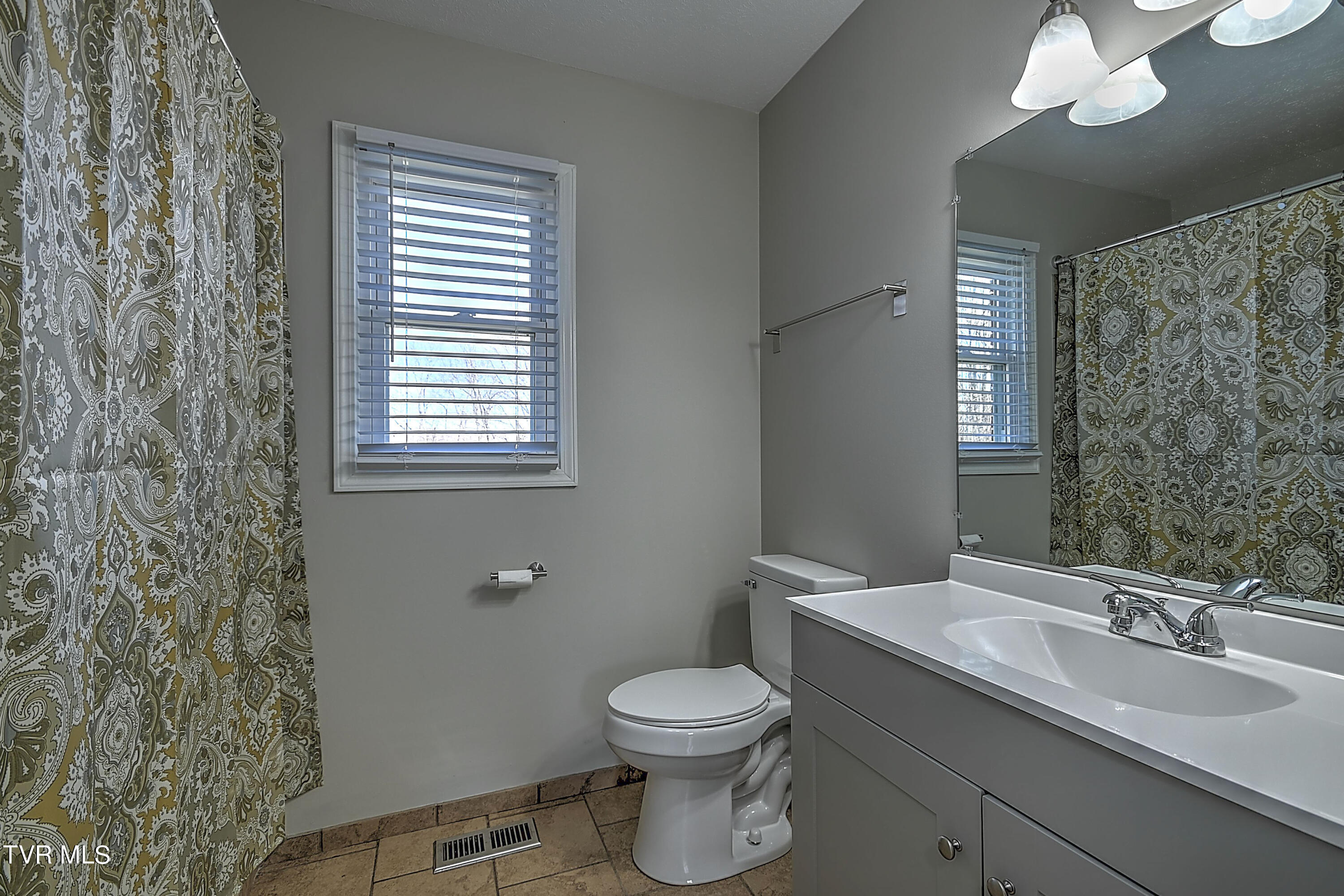 179 Couch Road Jonesborough, TN 37659 - Photo 20 of 44 179 Couch ES-21