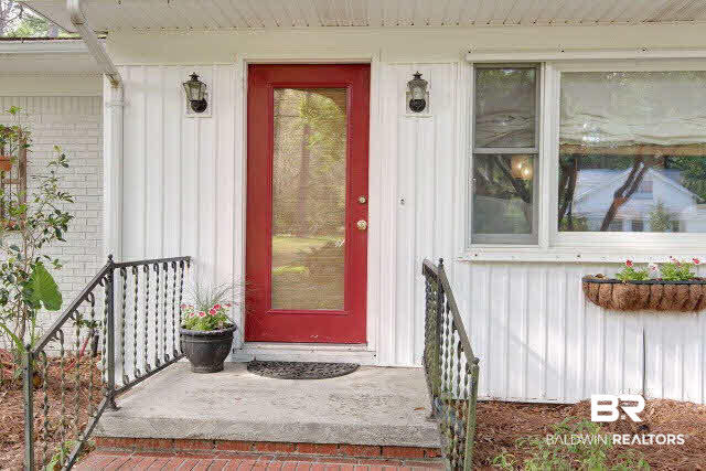 154 Orange Avenue Fairhope, AL 36532 - Photo 4 of 24