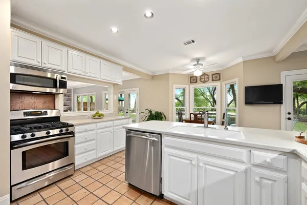$1,950,000 | 2900 Angelfire Lane, Austin, TX 78746