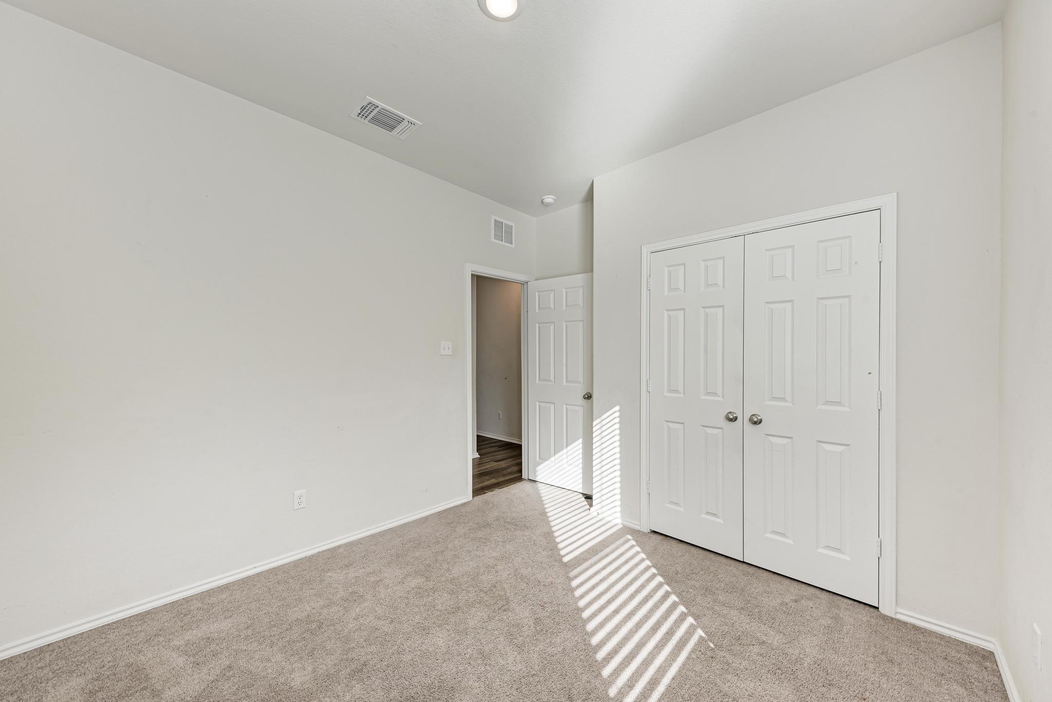 201 Pivot Drive Taylor, TX 76574 - Photo 23 of 34