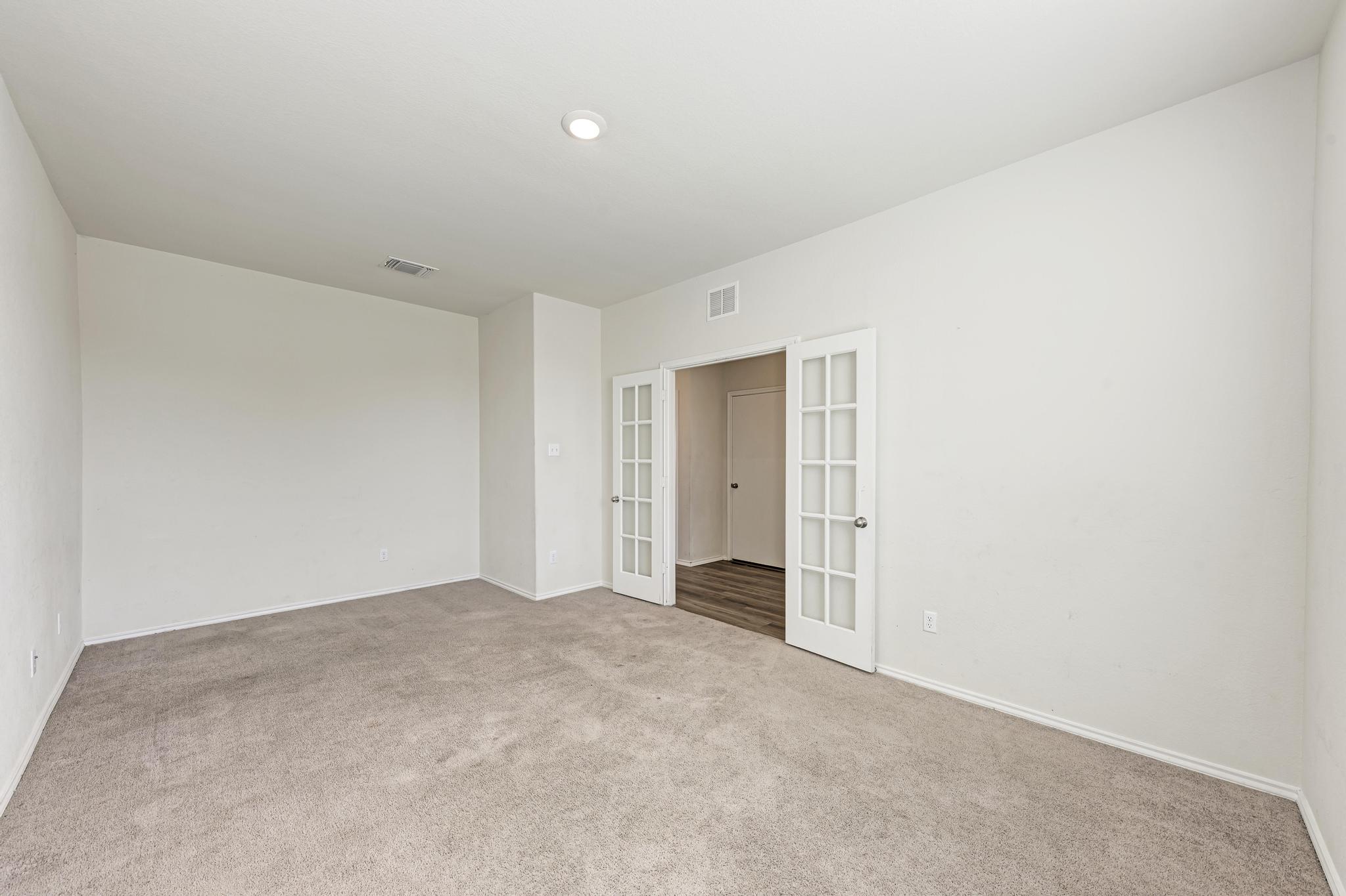 201 Pivot Drive Taylor, TX 76574 - Photo 27 of 34