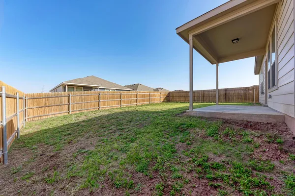$2,150 | 201 Pivot Drive, Taylor, TX 76574