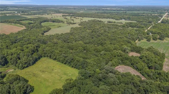 $575,000 | West 399th Street, Osawatomie, KS 66064