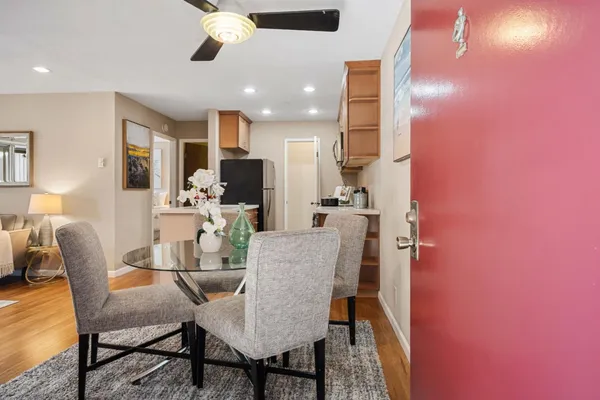 $498,000 | 209 Boardwalk Avenue, Unit H, San Bruno, CA 94066