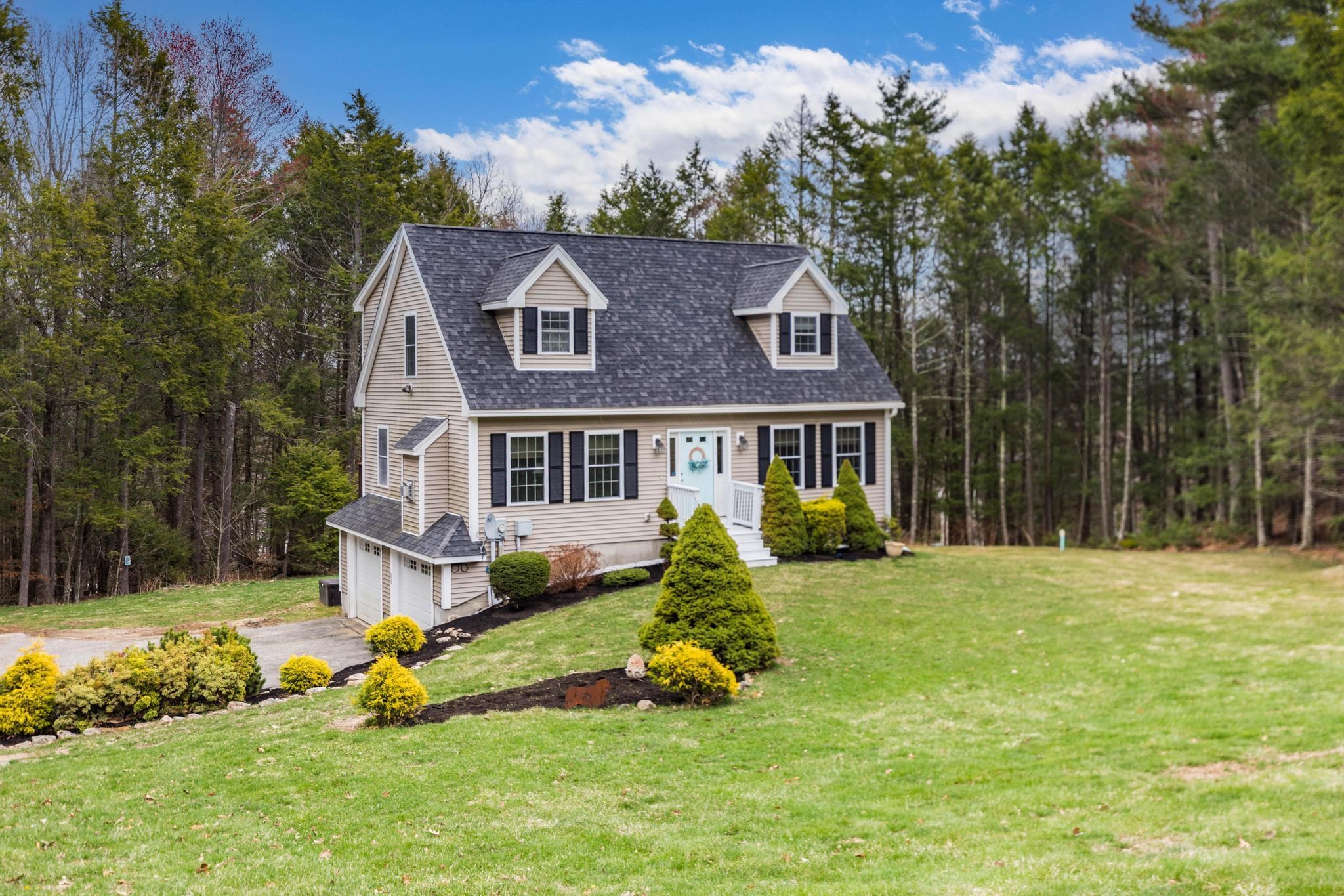 38 Sofia Way Nottingham, NH 03290 - Photo 2 of 45 Gallery Image 2