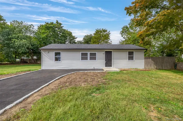 $449,000 | 506 Scherger Avenue, East Patchogue, NY 11772
