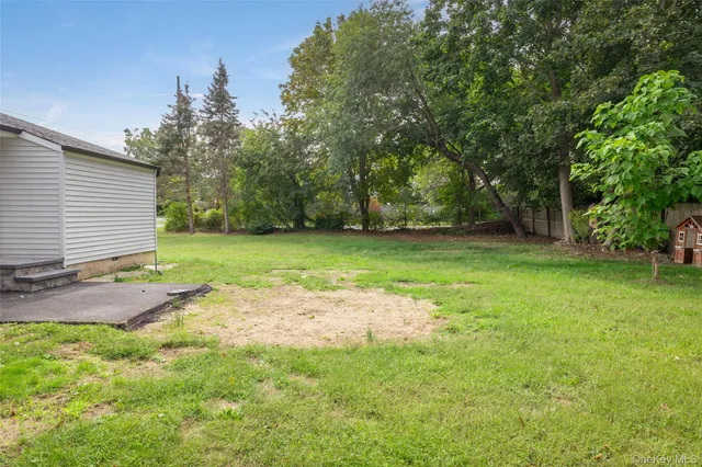 $449,000 | 506 Scherger Avenue, East Patchogue, NY 11772