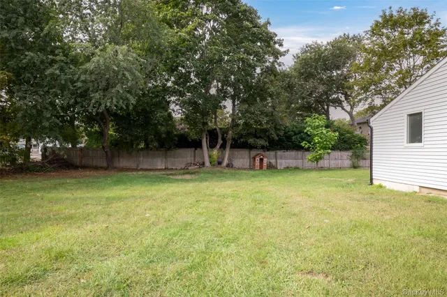 $449,000 | 506 Scherger Avenue, East Patchogue, NY 11772