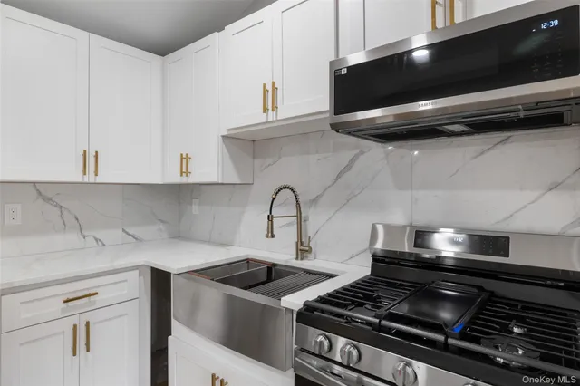 $449,000 | 506 Scherger Avenue, East Patchogue, NY 11772