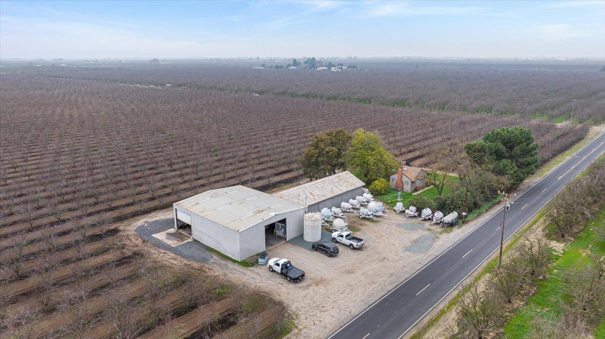 20339 Sexton Road Escalon, CA 95320 - Photo 2 of 38 a view of a terrace with sky view