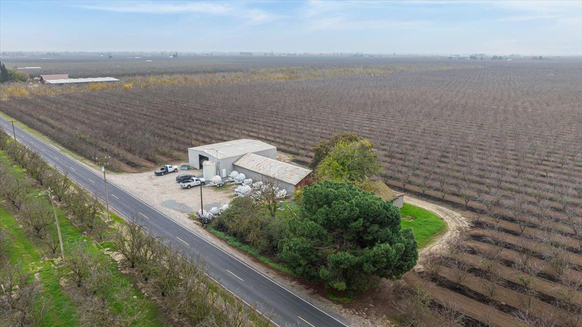 20339 Sexton Road Escalon, CA 95320 - Photo 8 of 38 a view of a lake from a balcony
