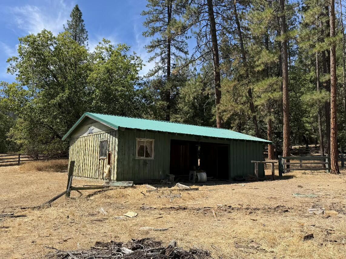 31 Landacre Road Hayfork, CA 96041 - Photo 17 of 18 IMG_20260908_142412 (5)