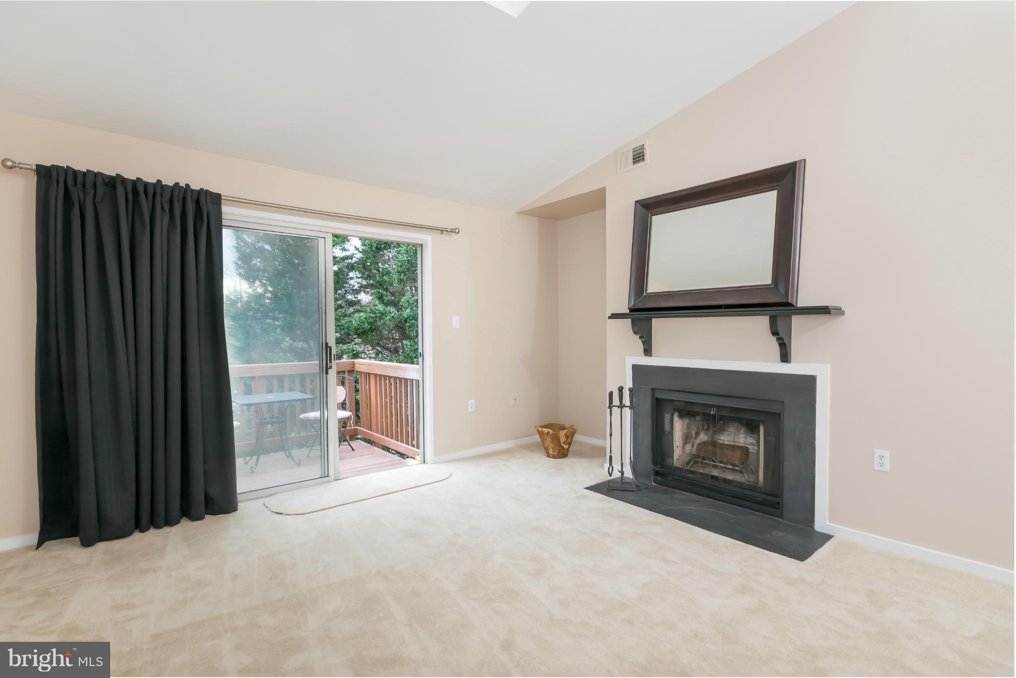 7709 Lexton Place, Unit 49 Springfield, VA 22152 - Photo 2 of 20 Living Room