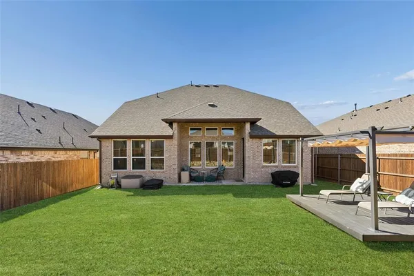 $487,000 | 1416 Jackdaw Road, Denton, TX 76205