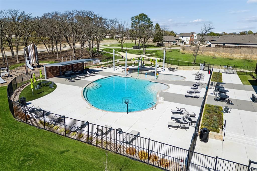 1416 Jackdaw Road Denton, TX 76205 - Photo 32 of 37