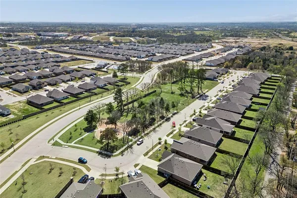 $487,000 | 1416 Jackdaw Road, Denton, TX 76205