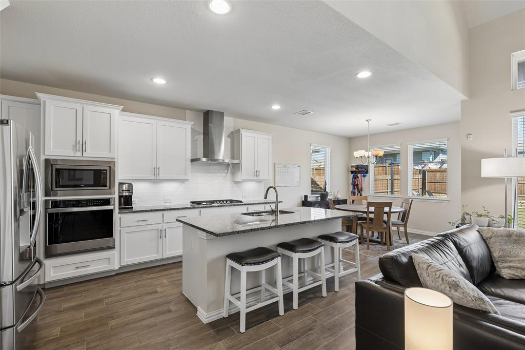 1416 Jackdaw Road Denton, TX 76205 - Photo 8 of 37