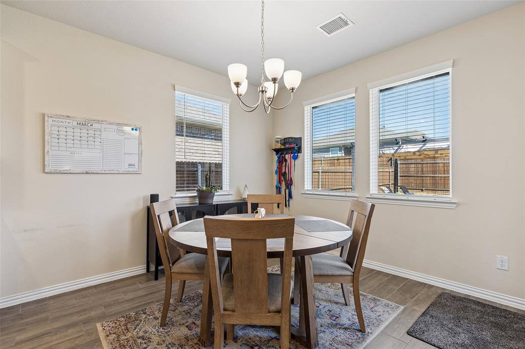 1416 Jackdaw Road Denton, TX 76205 - Photo 10 of 37