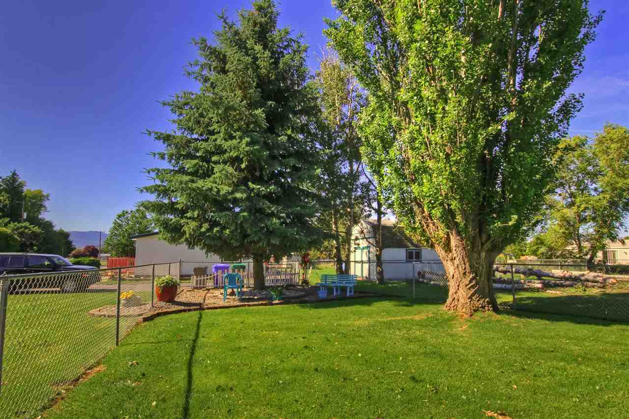 5015 North Campbell Road Otis Orchards, WA 99027 - Photo 16 of 19 Gallery Image 16