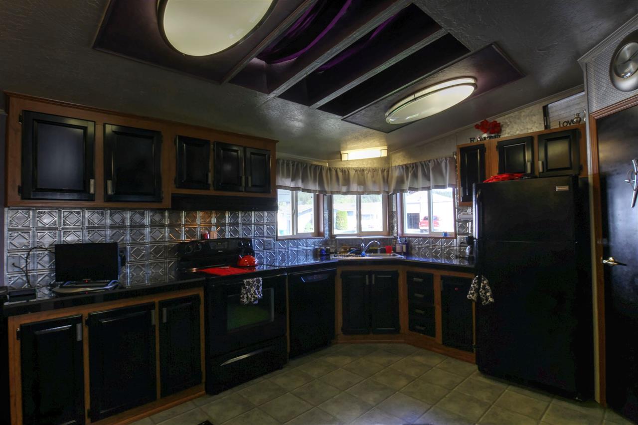 5015 North Campbell Road Otis Orchards, WA 99027 - Photo 7 of 19 Gallery Image 7