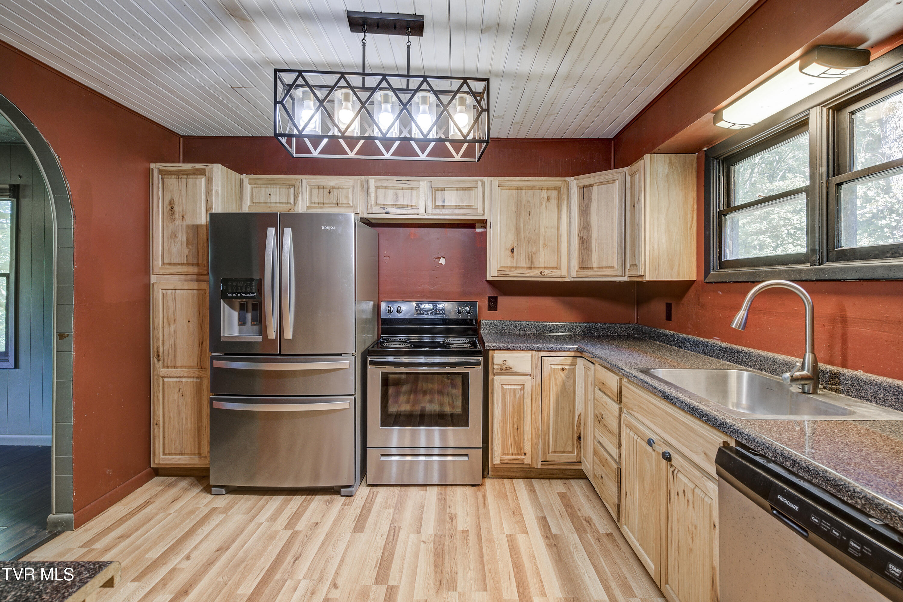 239 Viss Honeycutt Road Erwin, TN 37650 - Photo 13 of 66 Viss-11