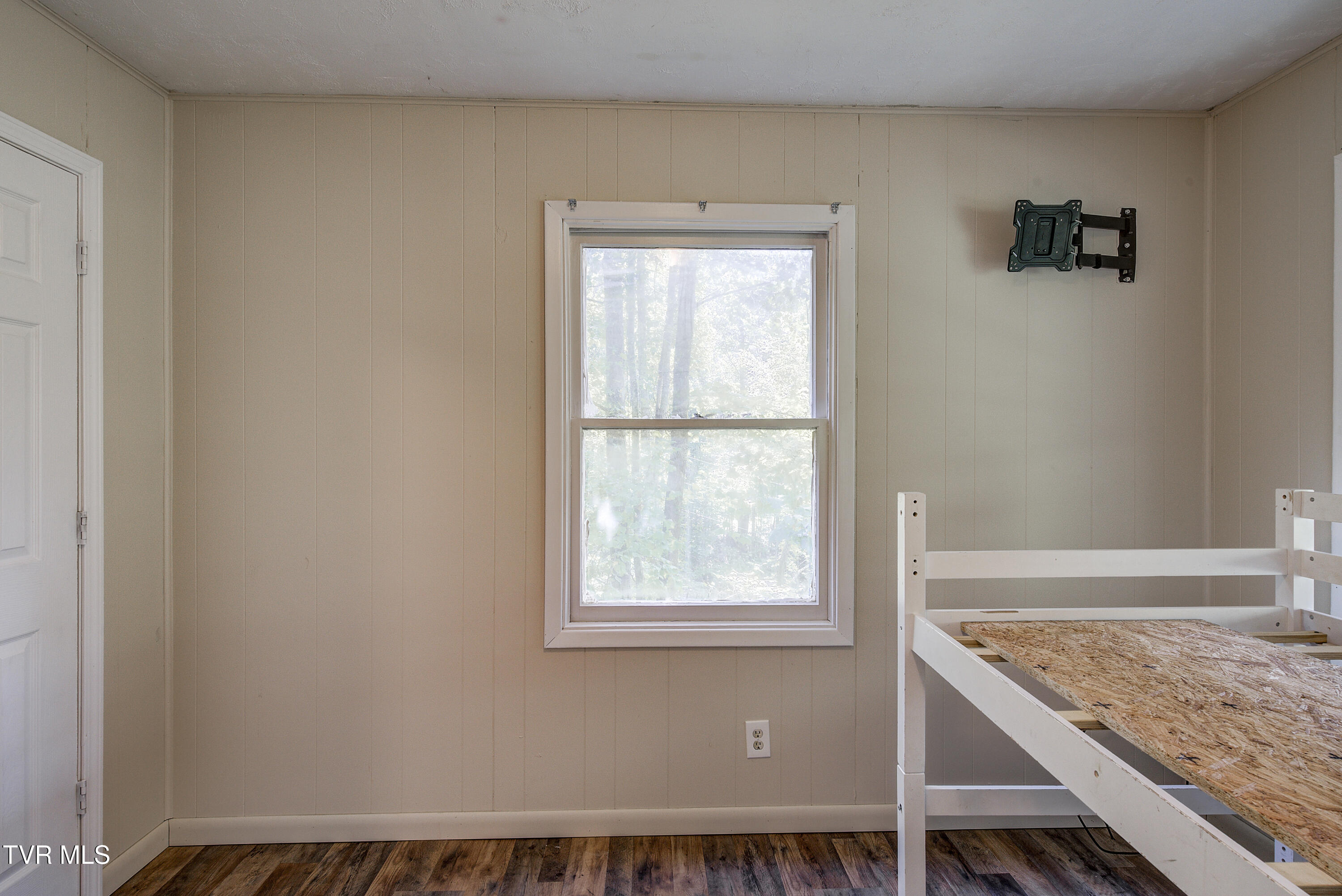 239 Viss Honeycutt Road Erwin, TN 37650 - Photo 26 of 66 Viss-24