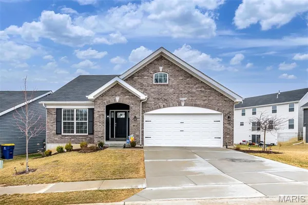 $389,900 | 3812 Sanora Stone Drive, Florissant, MO 63031