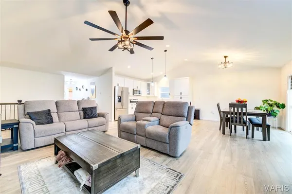 $389,900 | 3812 Sanora Stone Drive, Florissant, MO 63031