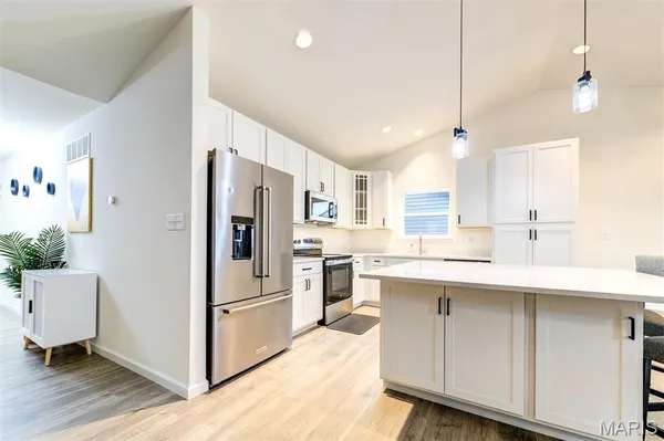 $389,900 | 3812 Sanora Stone Drive, Florissant, MO 63031