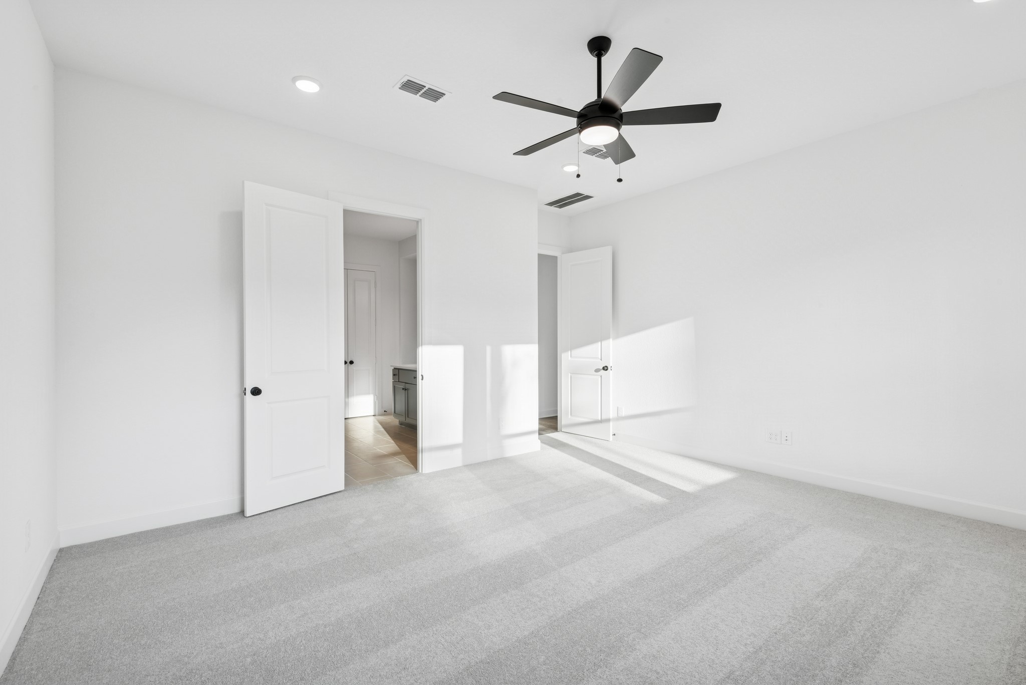 15714 Terracotta Terrace Lane Conroe, TX 77302 - Photo 34 of 47 a view of an empty room