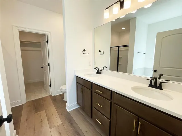 $230,290 | 243 White Castle North, Iowa, LA 70647