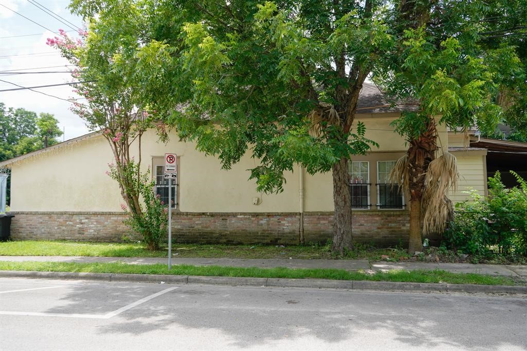 1614 Ryon Street, Unit B Houston, TX 77009 - Photo 1 of 8 Gallery Image 1