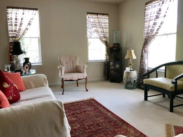 5011 Oak Point Drive McKees Rocks, PA 15136 - Photo 3 of 25 Gallery Image 3