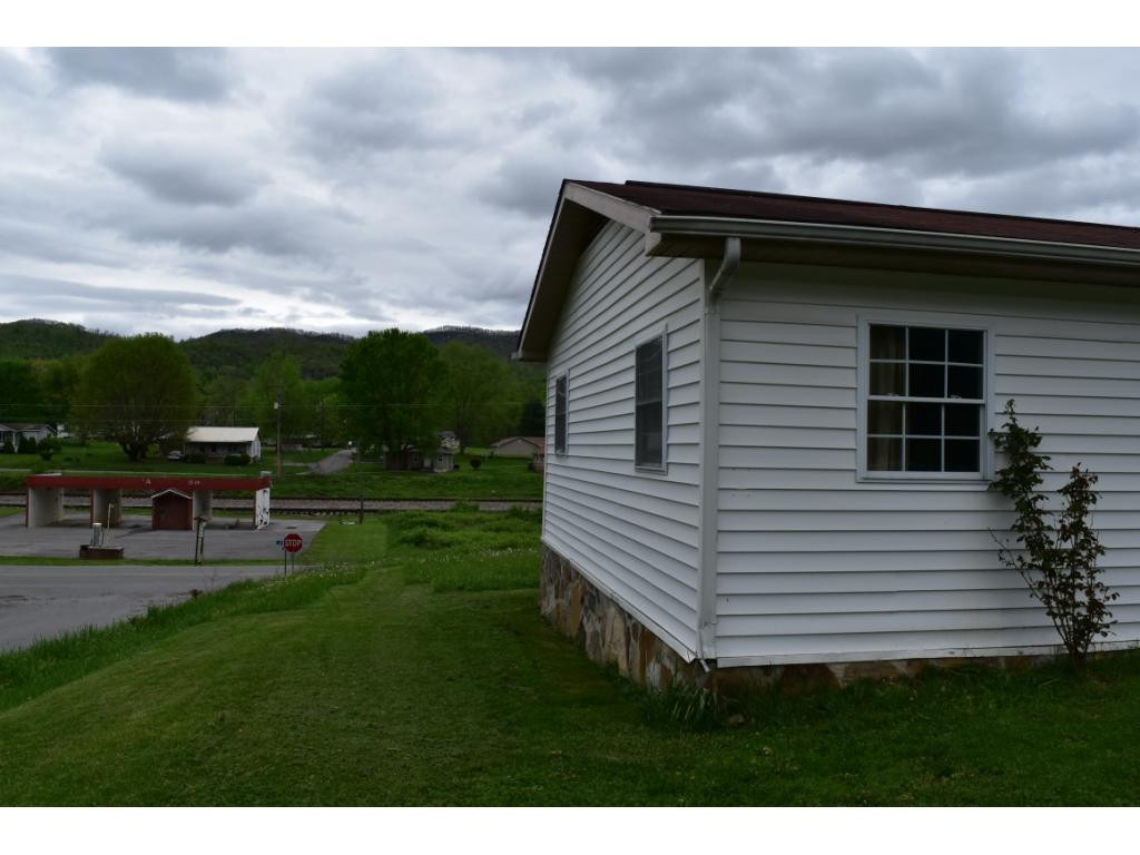 239 Orr Road Dryden, VA 24243 - Photo 3 of 13 Photo 3