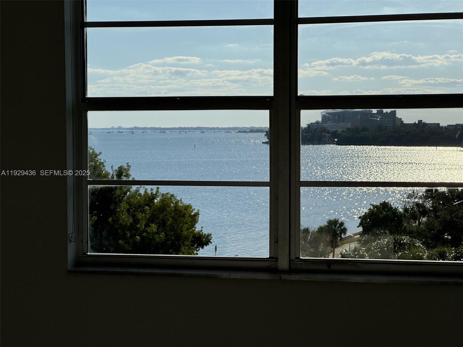 150 Southeast 25th Road, Unit 7J Miami, FL 33129 - Photo 28 of 29