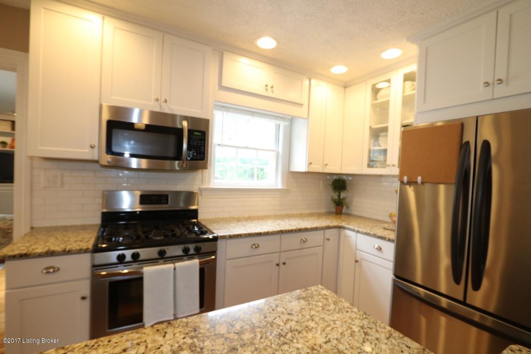 218 Fairmeade Road Louisville, KY 40207 - Photo 10 of 56 UNADJUSTEDNONRAW_thumb_544e