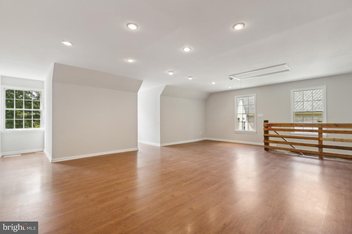 11504 Yates Ford Road Clifton, VA 20124 - Photo 51 of 64 Light and bright space over detached garage