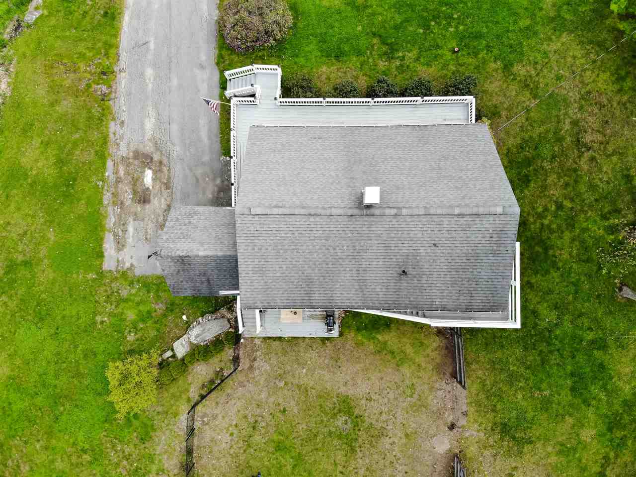 42 North Shore Road Derry, NH 03038 - Photo 31 of 40