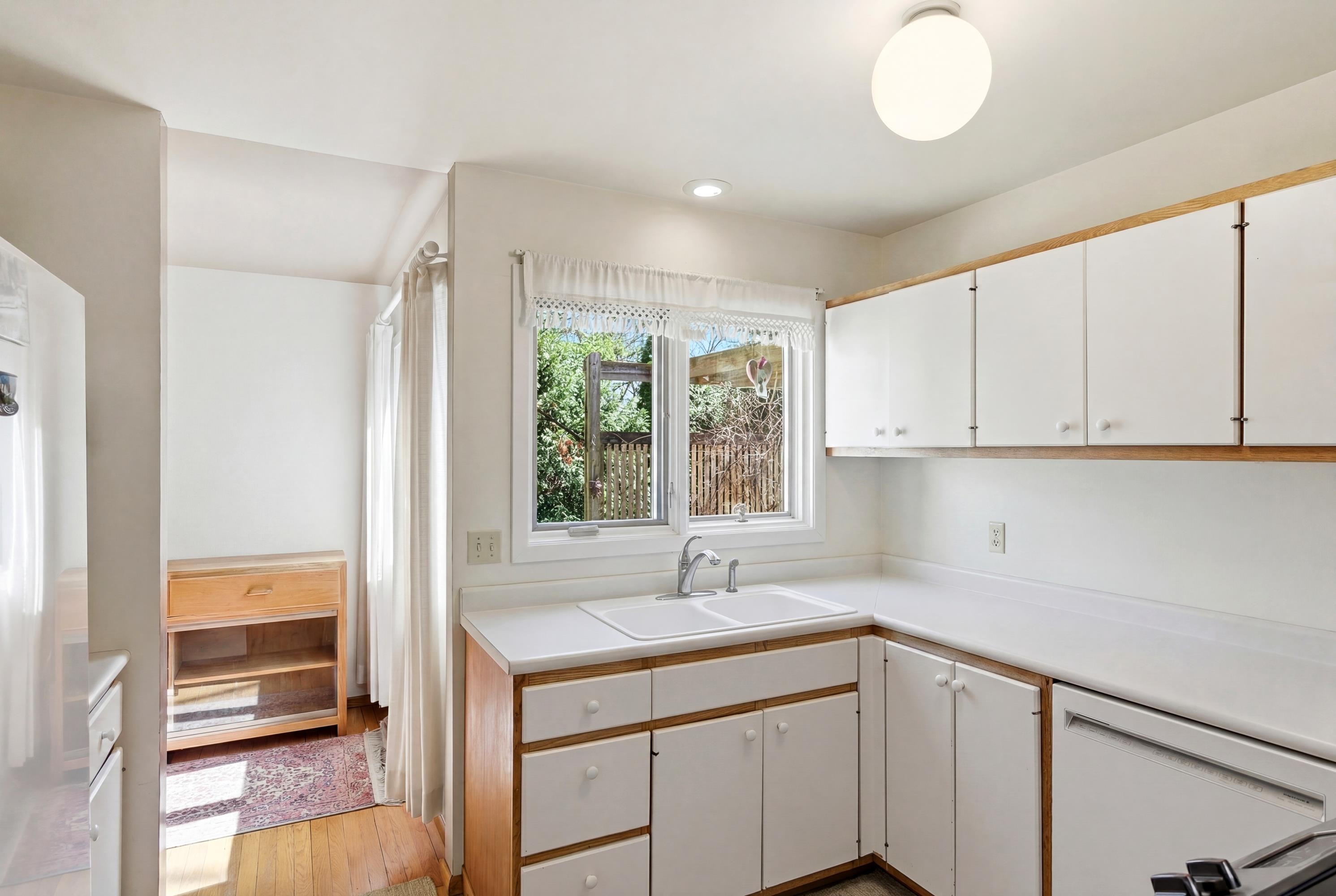 3217 Nottingham Way Madison, WI 53713 - Photo 17 of 53