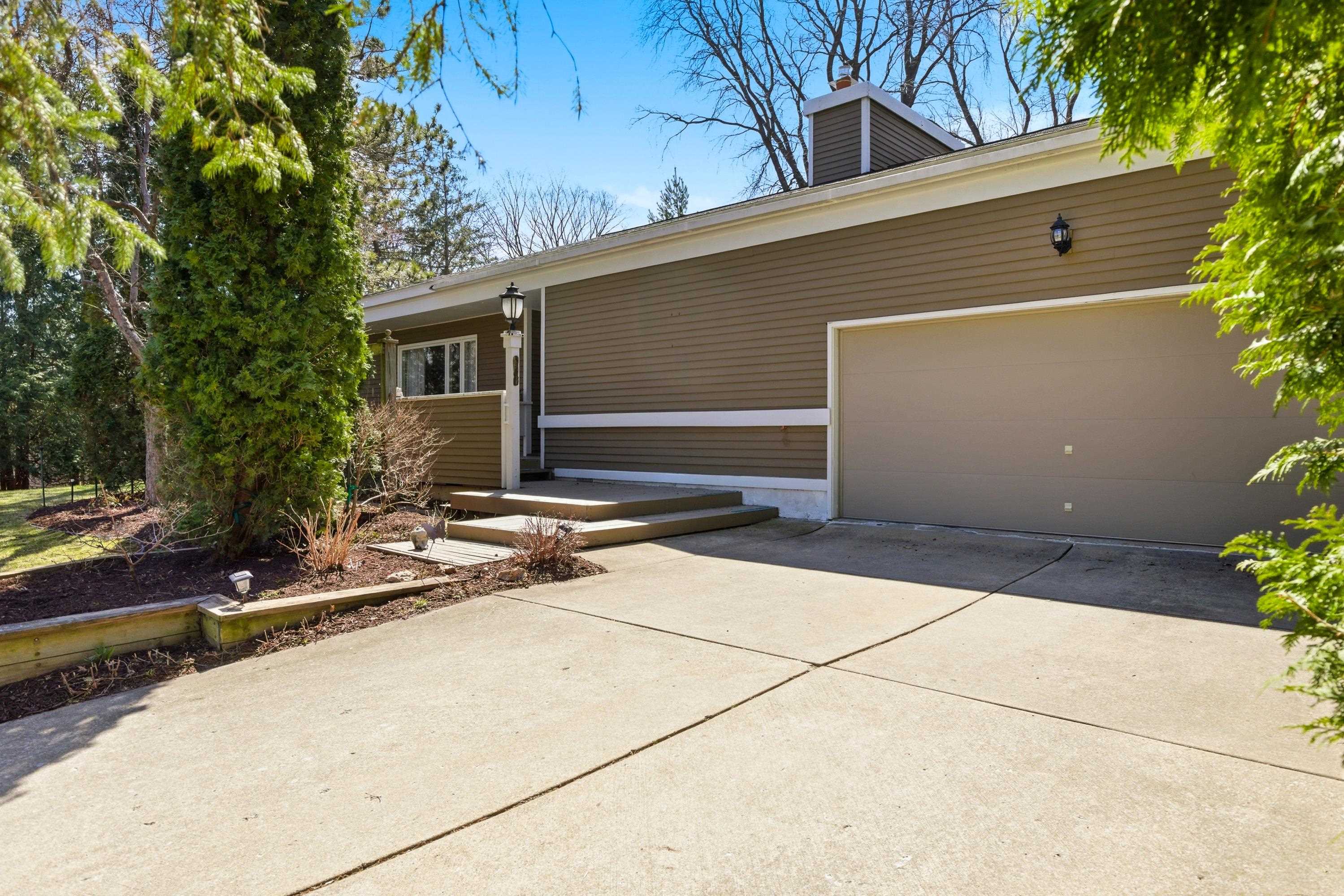 3217 Nottingham Way Madison, WI 53713 - Photo 3 of 53