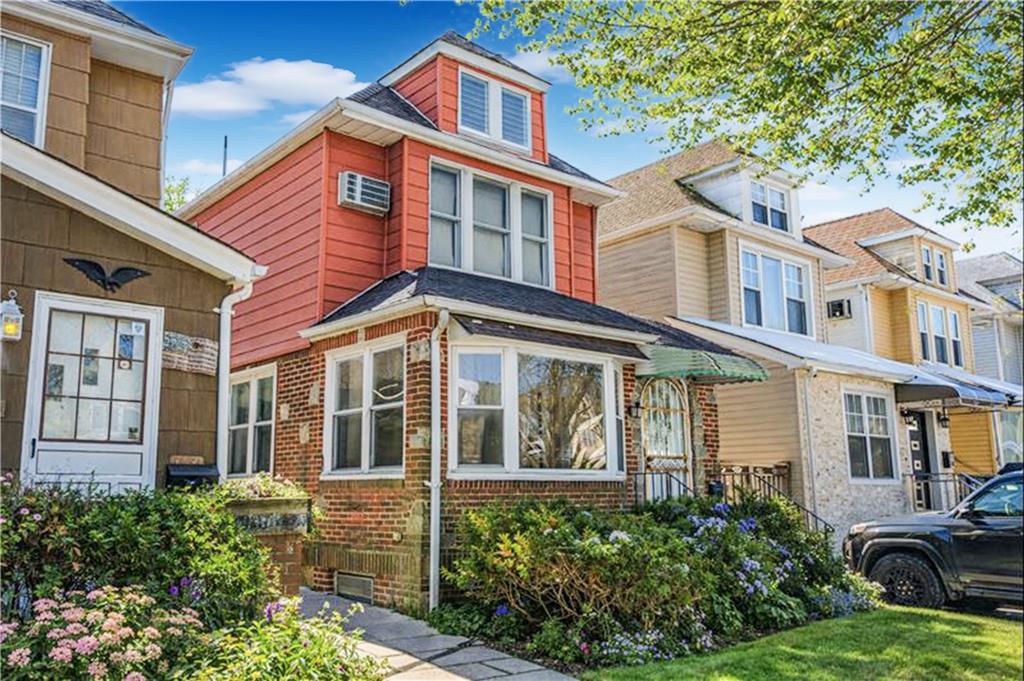 62-52 80th Road Queens, NY 11385 - Photo 2 of 35