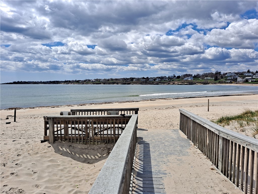 220 Bonnet Point Road Narragansett, RI 02882 - Photo 32 of 44