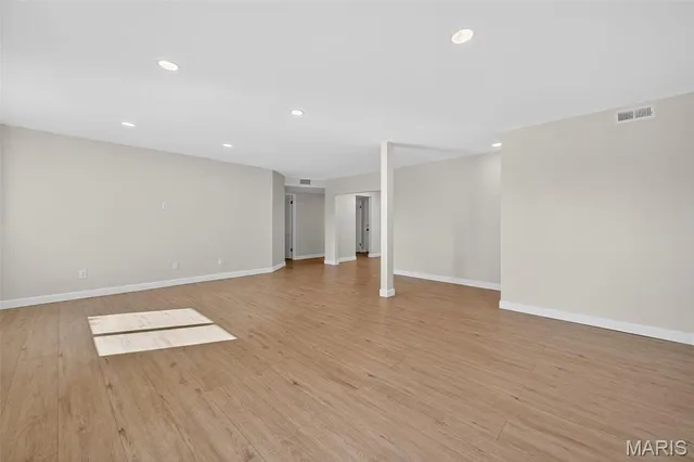 $214,500 | 4355 Maryland Avenue, Unit 404, St. Louis, MO 63108