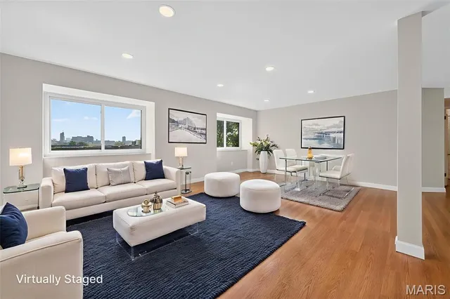 $214,500 | 4355 Maryland Avenue, Unit 404, St. Louis, MO 63108