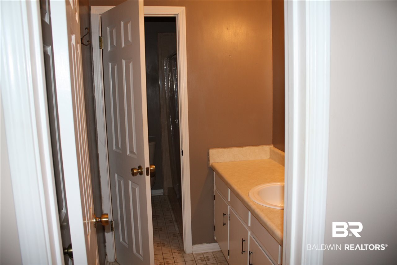 5909 Moffett Road Mobile, AL 36618 - Photo 12 of 23