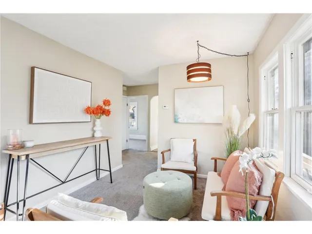 $380,000 | 1824-1822 Stillwater Avenue East, St. Paul, MN 55119