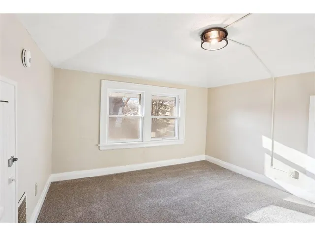 $380,000 | 1824-1822 Stillwater Avenue East, St. Paul, MN 55119