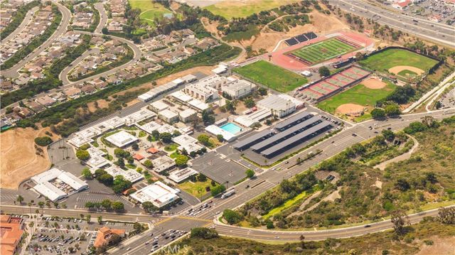 $1,660,000 | 18 Calle Verdadero, San Clemente, CA 92673